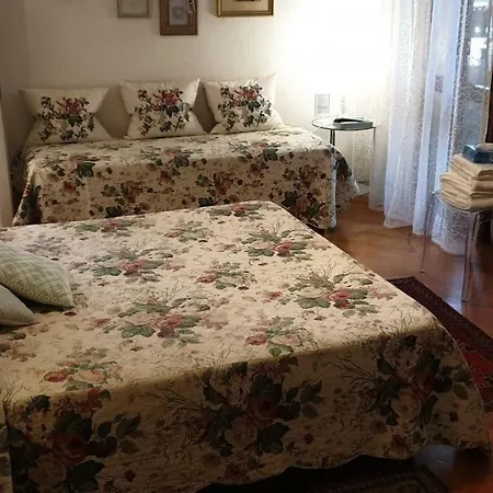 Dei Cavalieri Bed & Breakfast *