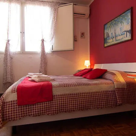 Dei Cavalieri Bed and Breakfast 3*