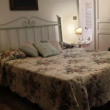 Dei Cavalieri Bed and Breakfast Πίζα