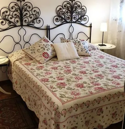 Dei Cavalieri Bed and Breakfast *