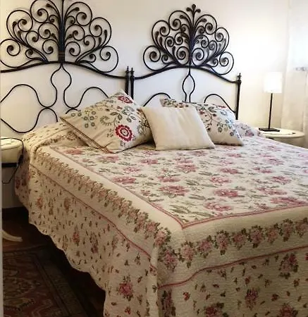 Dei Cavalieri Bed and Breakfast Πίζα
