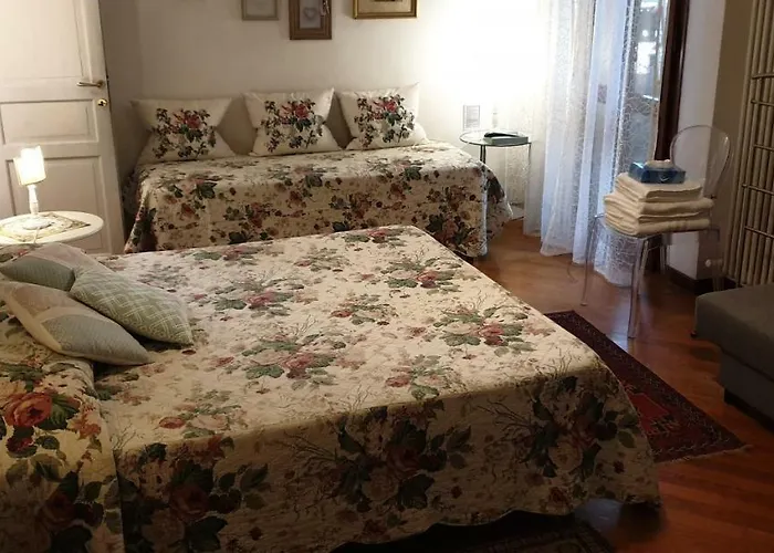 Dei Cavalieri Bed & Breakfast 4*